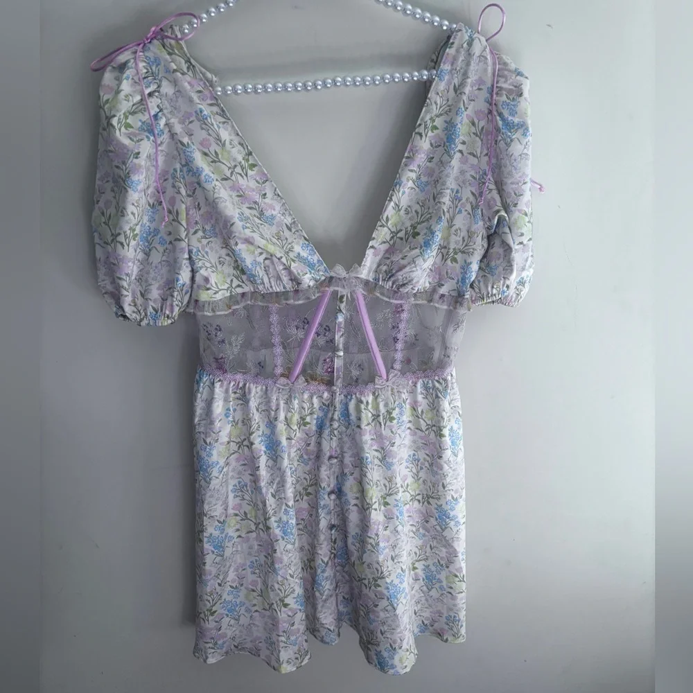 NWT For Love and Lemons Floral Dress Size: Small - Picture 6 of 7